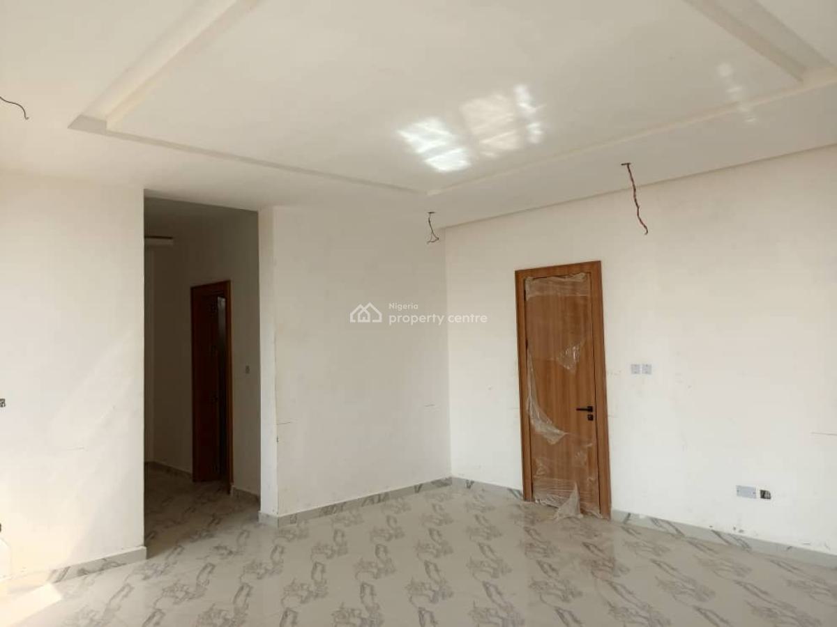 5bedroom Triplex +bq, Asokoro District, Abuja, Terraced Duplex for Sale