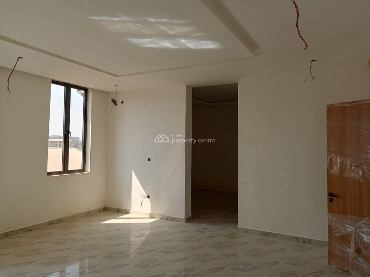 5bedroom Triplex +bq, Asokoro District, Abuja, Terraced Duplex for Sale