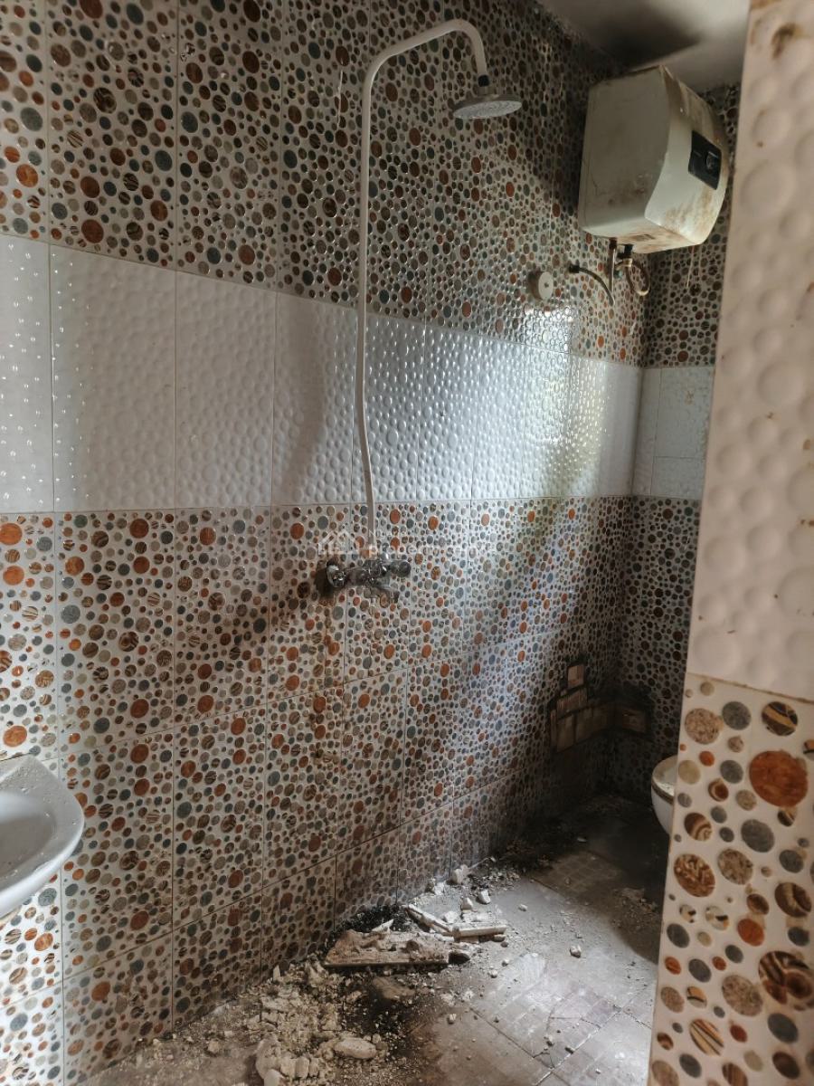 Spacious 3 Bedroom Flat, New Road Gbetu, Awoyaya, Ibeju Lekki, Lagos, Flat / Apartment for Rent