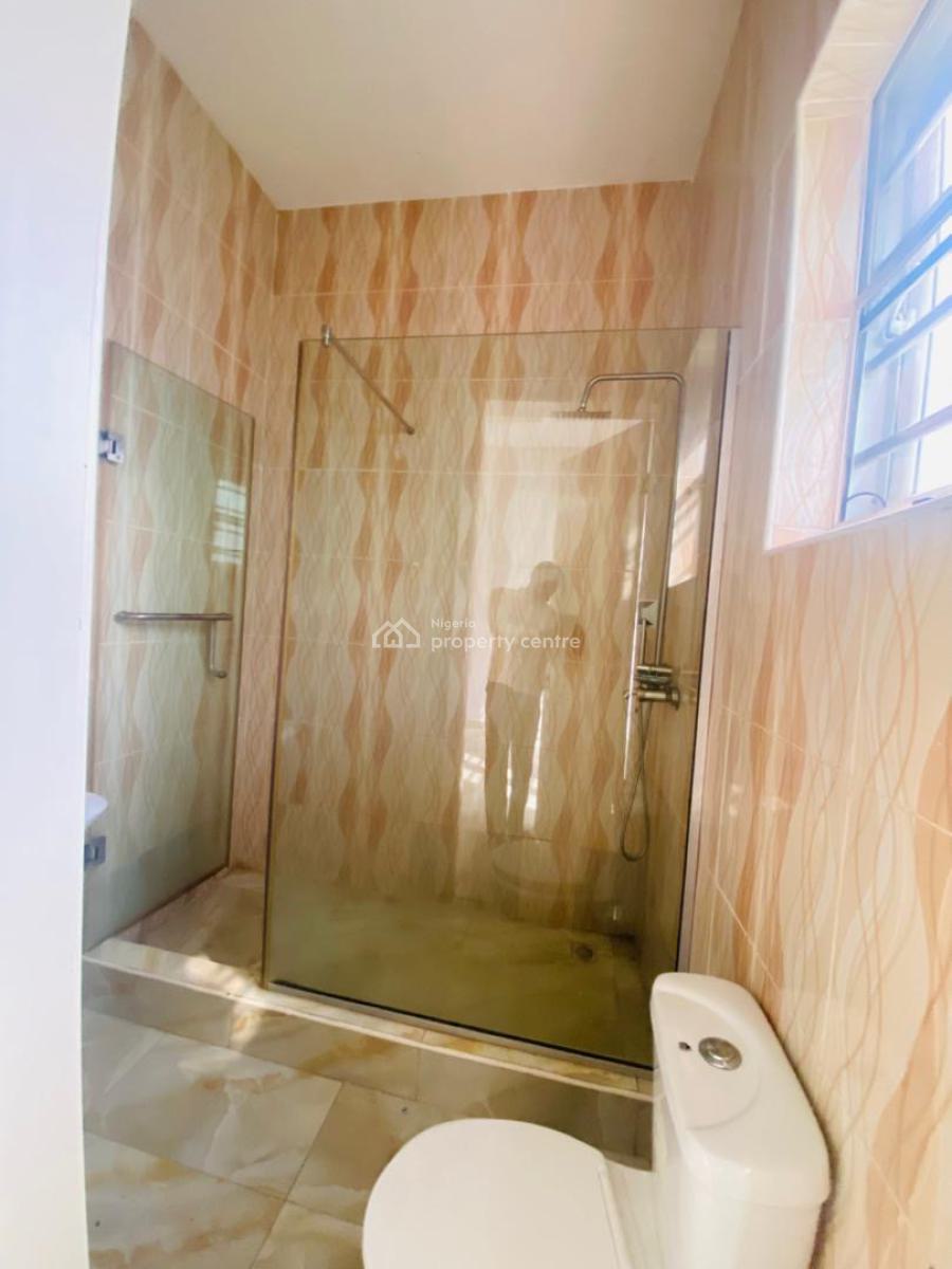 Big Shared Apartment, Oral Estate, Lekki Phase 2, Lekki, Lagos, Flat / Apartment for Rent