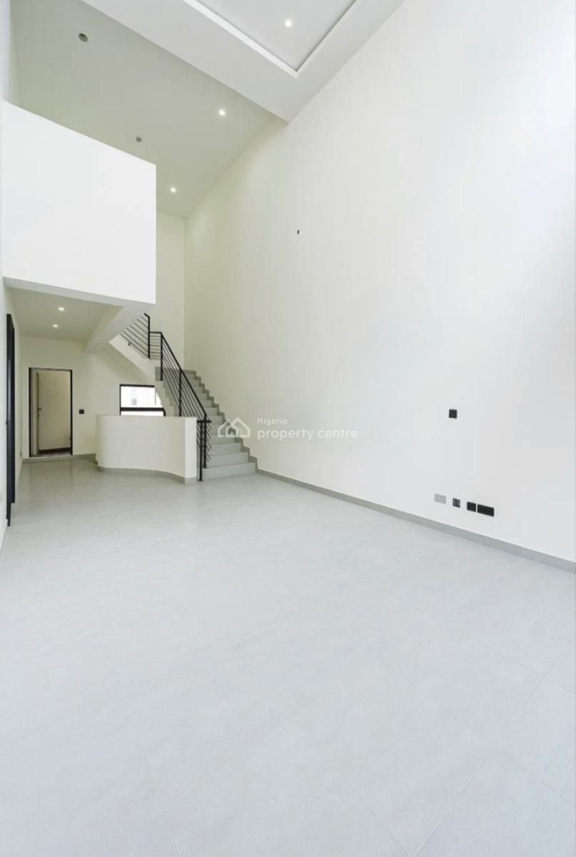 Expansive 4 Bedroom Maisonette with Bq, Off Freedom Way, Lekki Phase 1, Lekki, Lagos, House for Rent