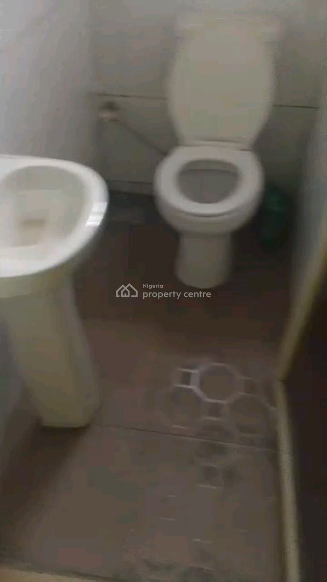a Very Spacious Two Bedroom Flat, Ibadan Street, Adekunle, Yaba, Lagos, Flat / Apartment for Rent