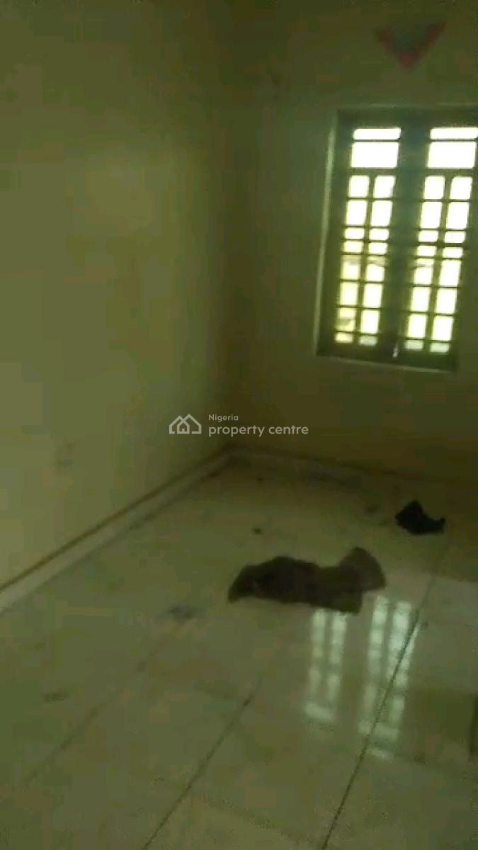 a Very Spacious Two Bedroom Flat, Ibadan Street, Adekunle, Yaba, Lagos, Flat / Apartment for Rent