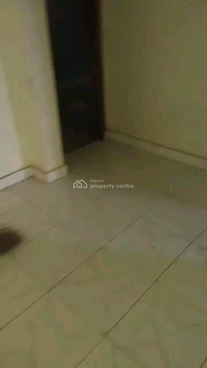 a Very Spacious Two Bedroom Flat, Ibadan Street, Adekunle, Yaba, Lagos, Flat / Apartment for Rent