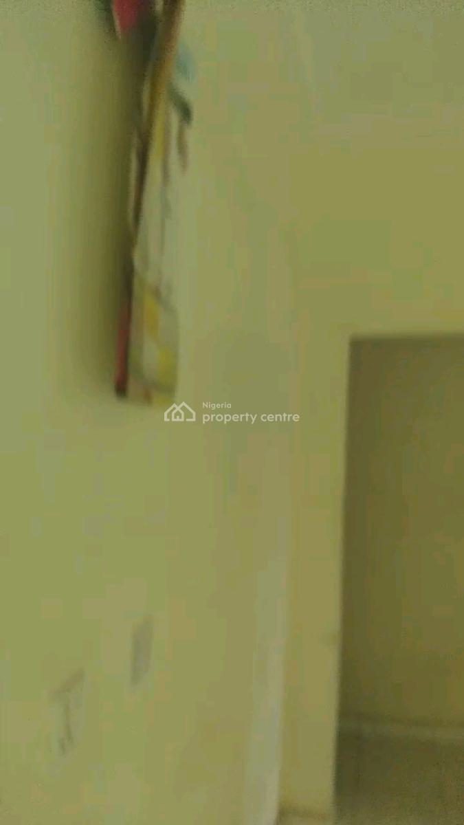a Very Spacious Two Bedroom Flat, Ibadan Street, Adekunle, Yaba, Lagos, Flat / Apartment for Rent