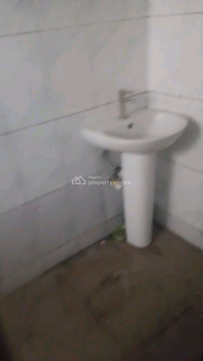 a Very Spacious Two Bedroom Flat, Ibadan Street, Adekunle, Yaba, Lagos, Flat / Apartment for Rent