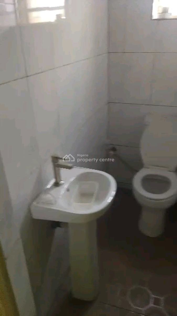 a Very Spacious Two Bedroom Flat, Ibadan Street, Adekunle, Yaba, Lagos, Flat / Apartment for Rent