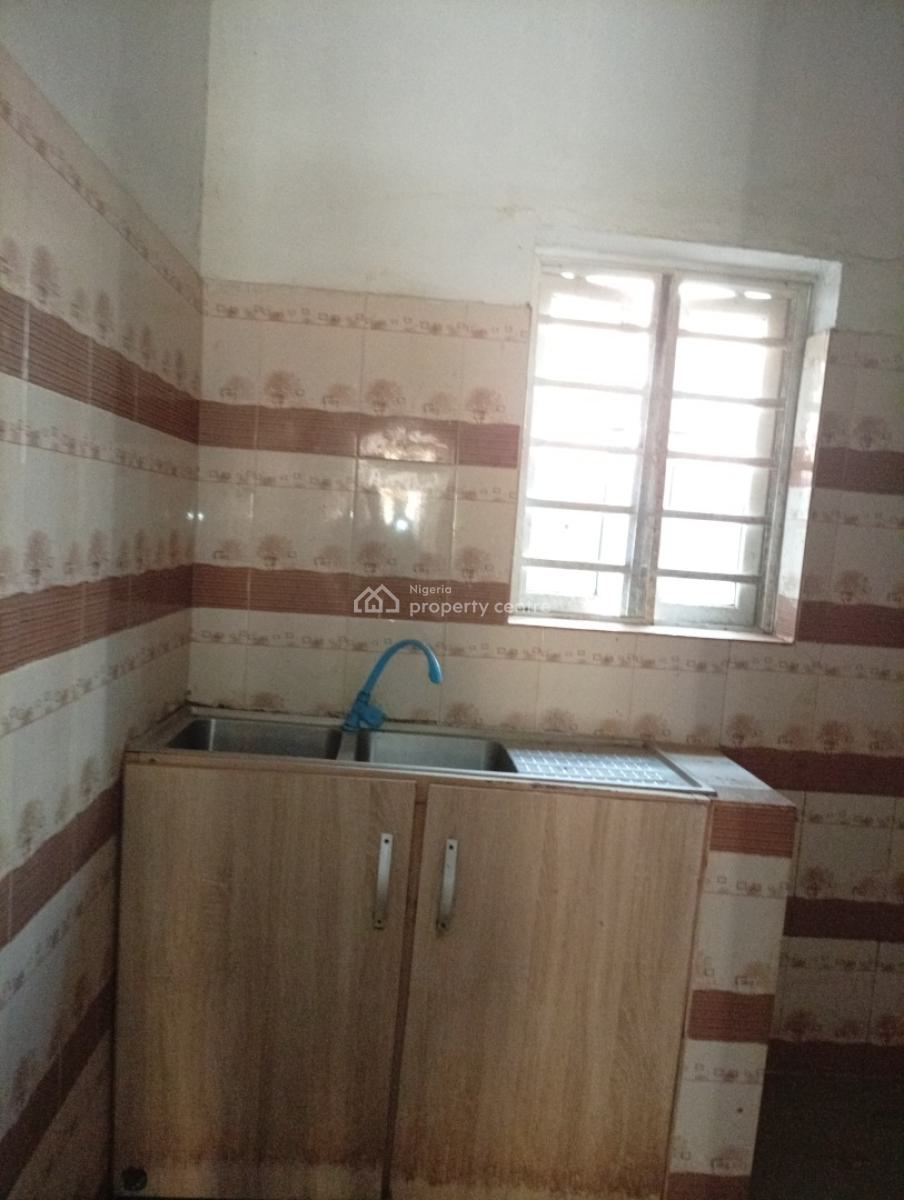 Modern 2 Bedroom Apartment, Blue View Estate Off Matogun Road, Oke-aro, Ogun, Flat / Apartment for Rent