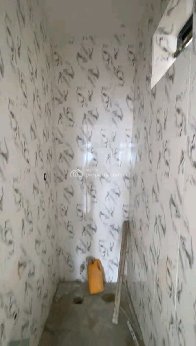 2 Nos of Spacious 2bedroom Upflat  All Room En-suite with for Lease, Aran Orin Street, Ifako, Gbagada, Lagos, Flat / Apartment for Rent