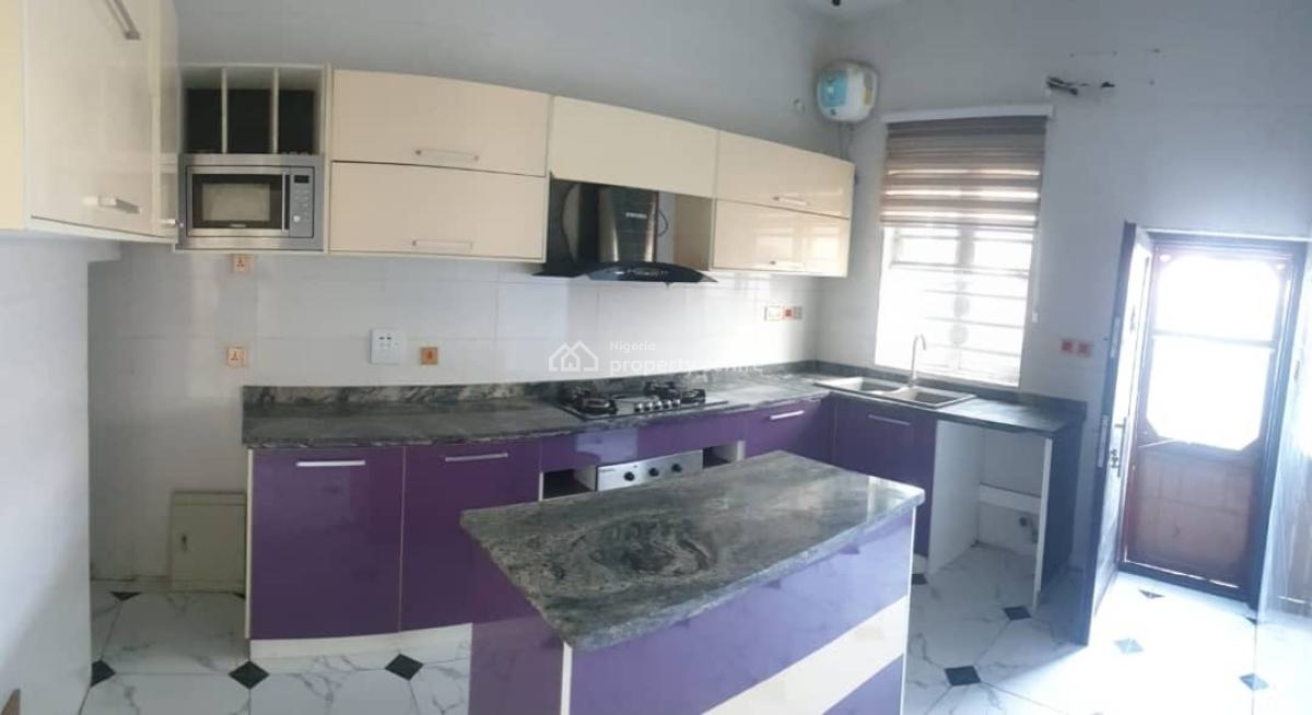 Luxury 4bedroom, Ologolo, Lekki, Lagos, Semi-detached Duplex for Rent