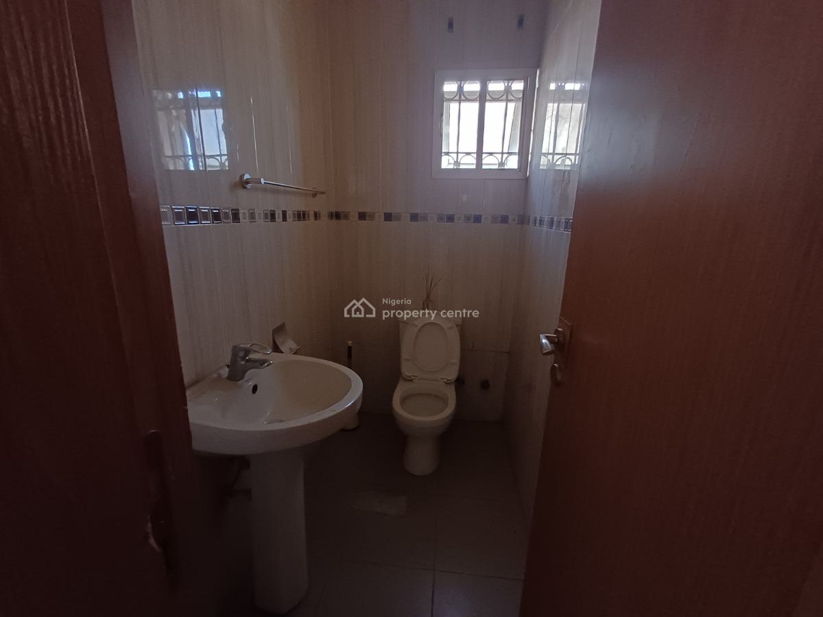 Lovely 3 Bedroom Flat with Bq in a Serene Neighborhood, Mabushi, Abuja, Flat / Apartment for Rent