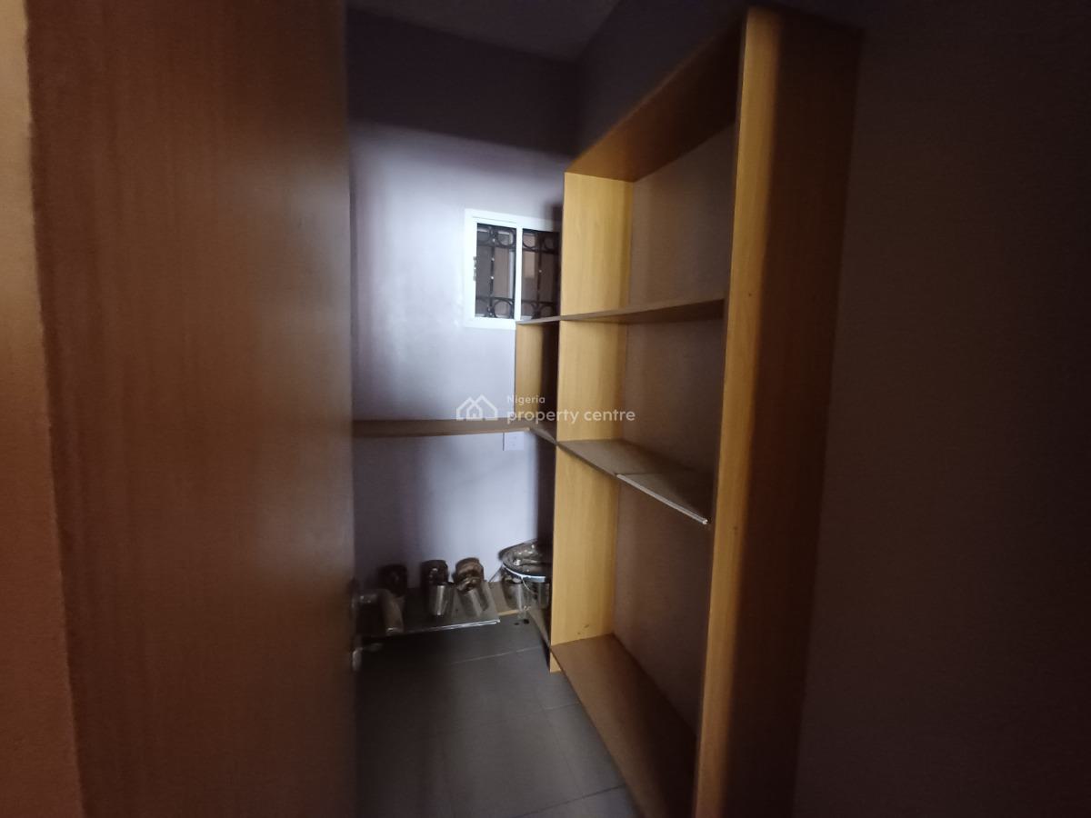 Lovely 3 Bedroom Flat with Bq in a Serene Neighborhood, Mabushi, Abuja, Flat / Apartment for Rent