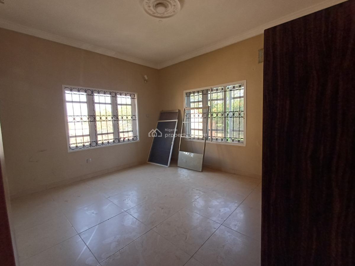 Lovely 3 Bedroom Flat with Bq in a Serene Neighborhood, Mabushi, Abuja, Flat / Apartment for Rent