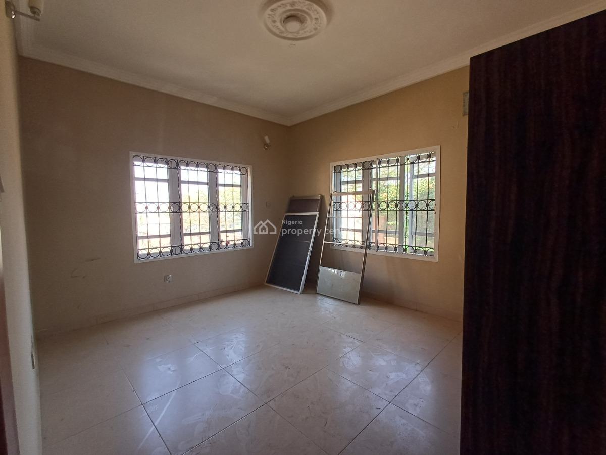 Lovely 3 Bedroom Flat with Bq in a Serene Neighborhood, Mabushi, Abuja, Flat / Apartment for Rent