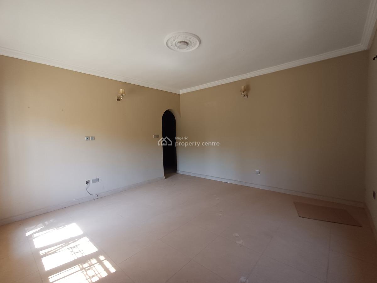 Lovely 3 Bedroom Flat with Bq in a Serene Neighborhood, Mabushi, Abuja, Flat / Apartment for Rent