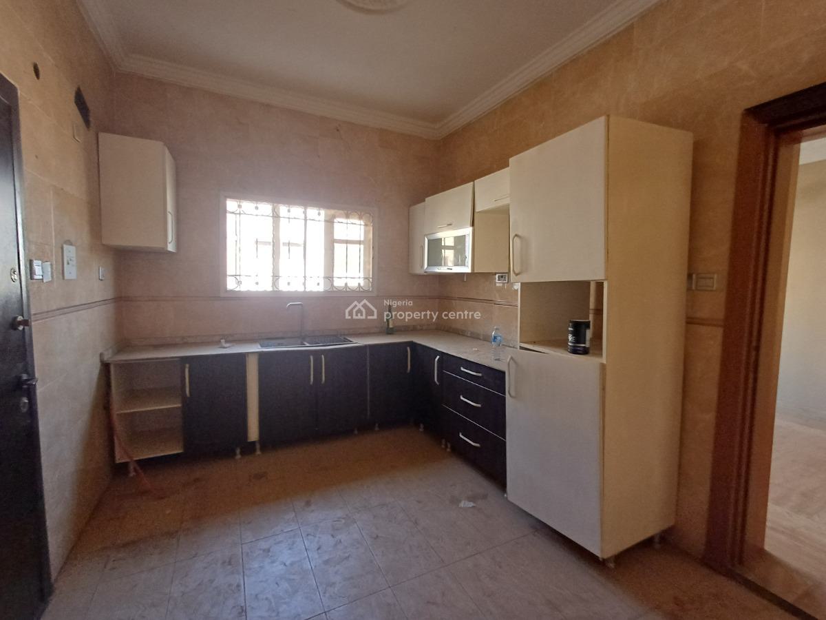 Lovely 3 Bedroom Flat with Bq in a Serene Neighborhood, Mabushi, Abuja, Flat / Apartment for Rent