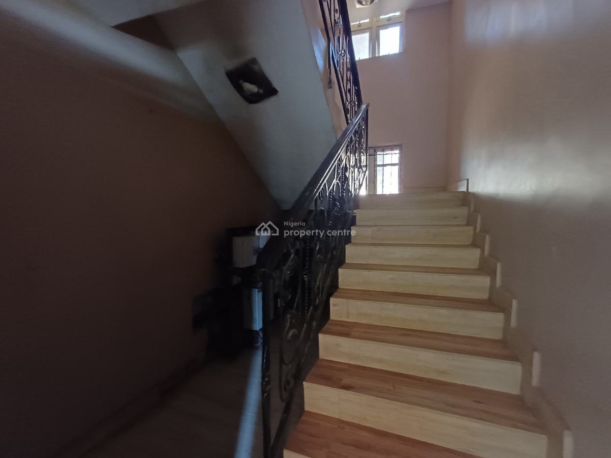Lovely 3 Bedroom Flat with Bq in a Serene Neighborhood, Mabushi, Abuja, Flat / Apartment for Rent