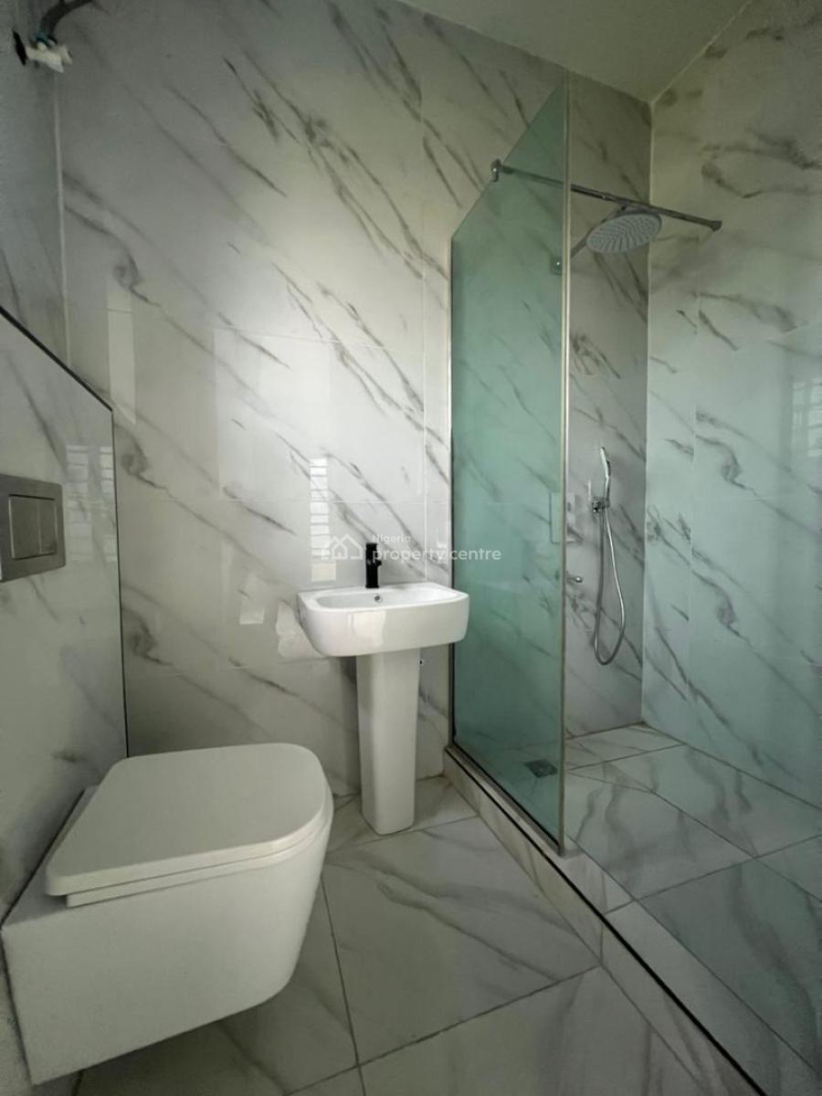 2 Bedroom Apartment, Lekki Phase 1, Lekki, Lagos, Flat / Apartment for Sale