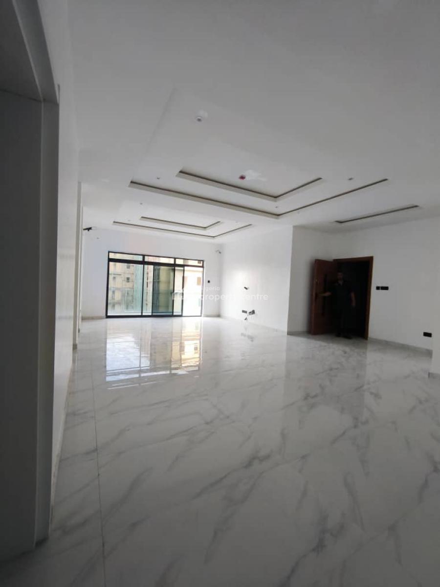 Newly Built Spacious 3bedroom Apartment+ Swimming Pool+ Gym, Lekki Phase 1, Lekki Phase 1, Lekki, Lagos, Flat / Apartment for Sale