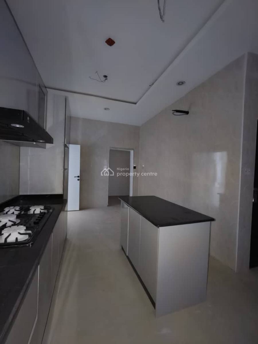 Newly Built Spacious 3bedroom Apartment+ Swimming Pool+ Gym, Lekki Phase 1, Lekki Phase 1, Lekki, Lagos, Flat / Apartment for Sale