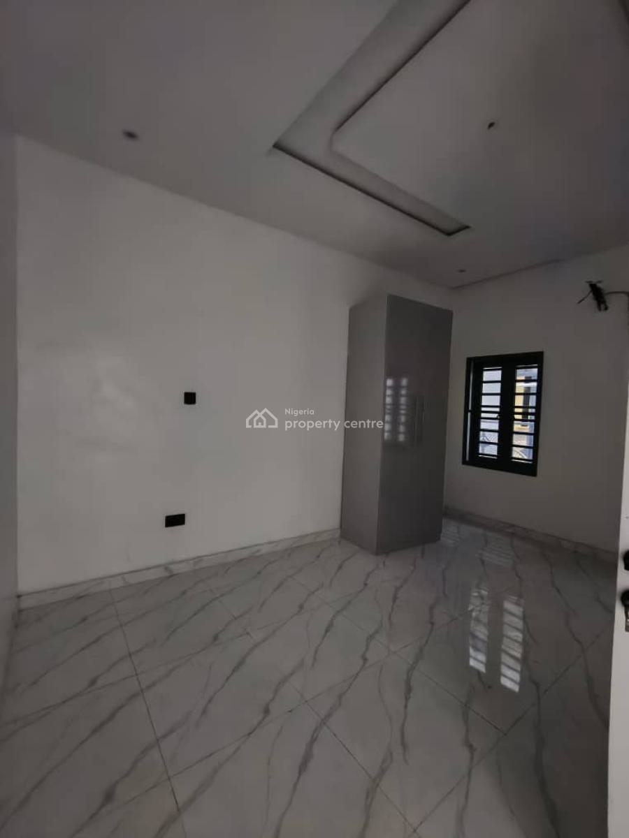Newly Built Spacious 3bedroom Apartment+ Swimming Pool+ Gym, Lekki Phase 1, Lekki Phase 1, Lekki, Lagos, Flat / Apartment for Sale