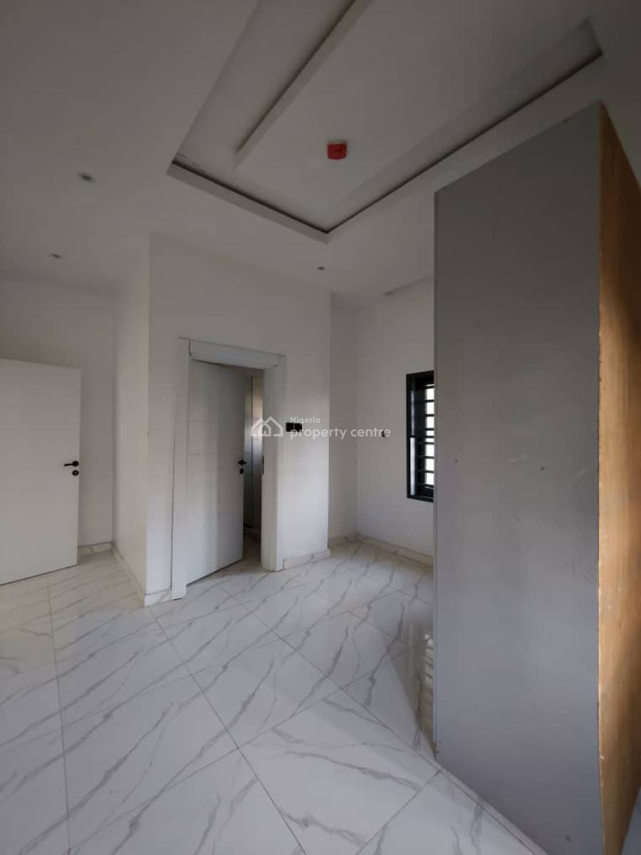 Newly Built Spacious 3bedroom Apartment+ Swimming Pool+ Gym, Lekki Phase 1, Lekki Phase 1, Lekki, Lagos, Flat / Apartment for Sale