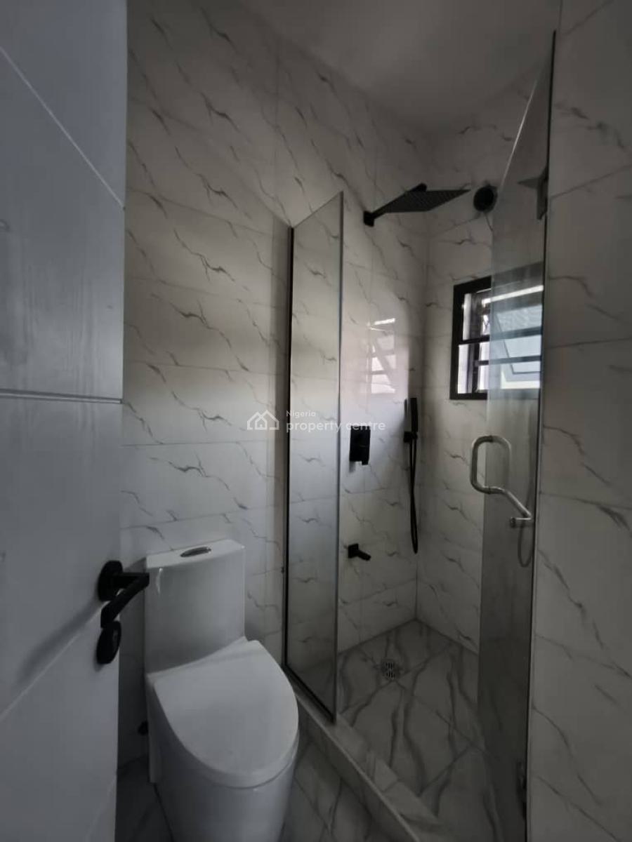 Newly Built Spacious 3bedroom Apartment+ Swimming Pool+ Gym, Lekki Phase 1, Lekki Phase 1, Lekki, Lagos, Flat / Apartment for Sale