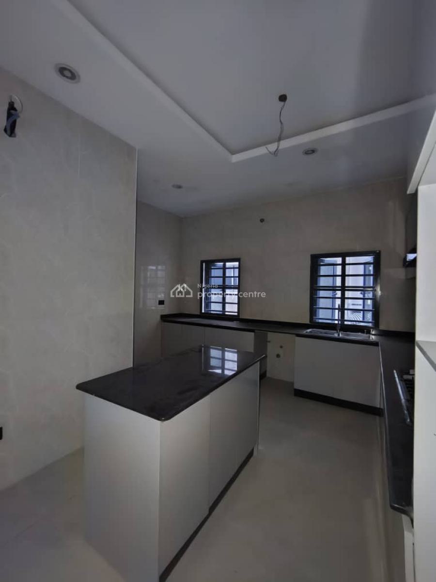 Newly Built Spacious 3bedroom Apartment+ Swimming Pool+ Gym, Lekki Phase 1, Lekki Phase 1, Lekki, Lagos, Flat / Apartment for Sale