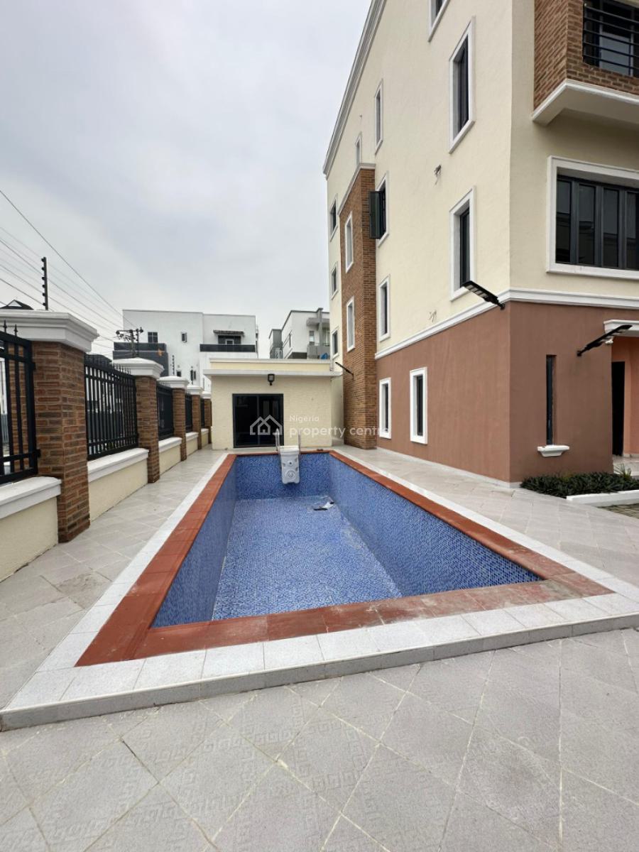 3bedroom Penthouse with Gym and Swimming Pool, Lekki Phase 1, Lekki, Lagos, Flat / Apartment for Rent