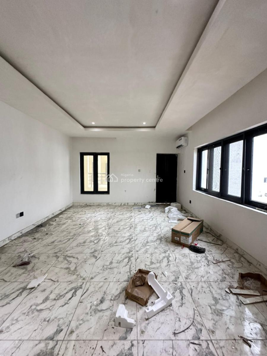 3bedroom Penthouse with Gym and Swimming Pool, Lekki Phase 1, Lekki, Lagos, Flat / Apartment for Rent