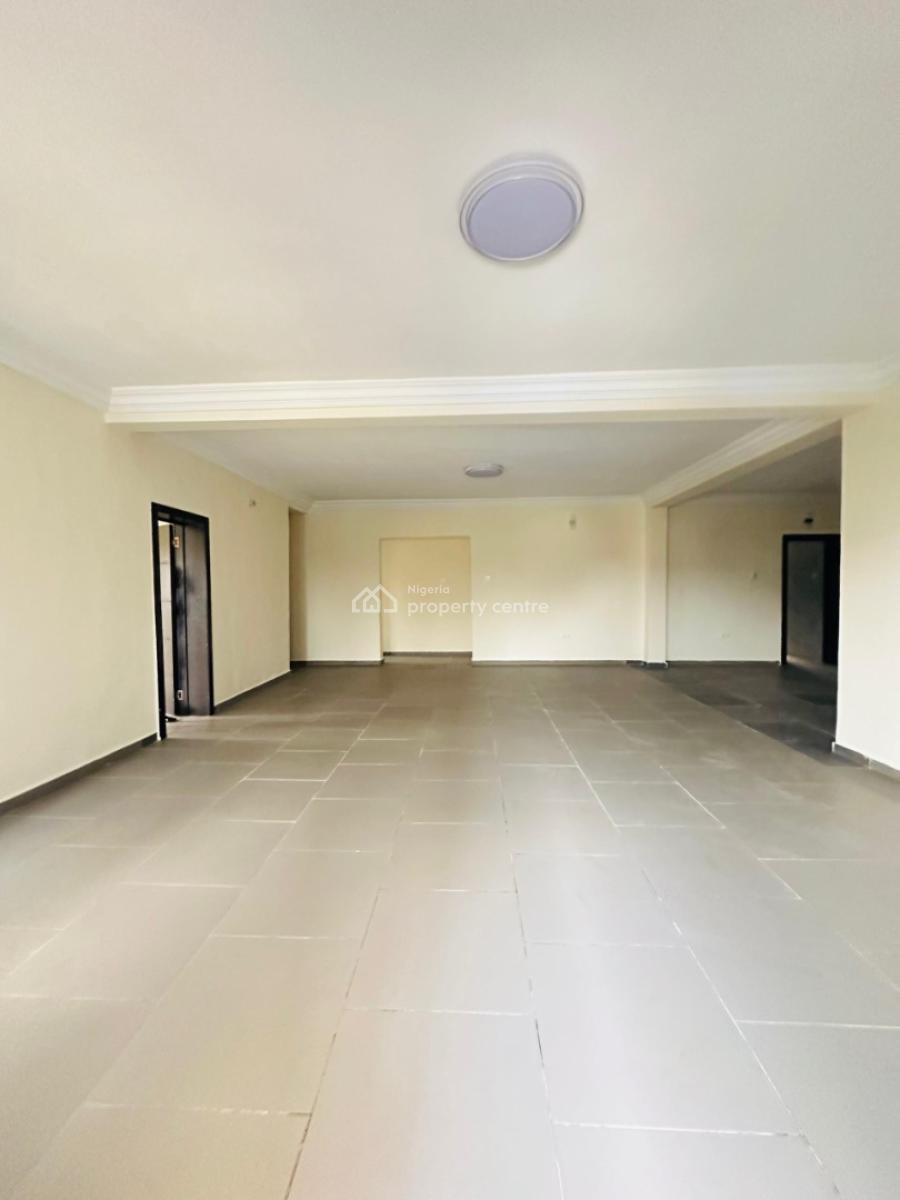 3bedroom Flat with Bq, Gym and Swimming Pool, Lekki Phase 1, Lekki, Lagos, Flat / Apartment for Rent