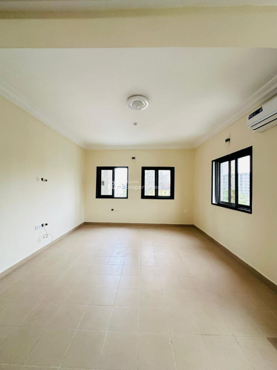 3bedroom Flat with Bq, Gym and Swimming Pool, Lekki Phase 1, Lekki, Lagos, Flat / Apartment for Rent