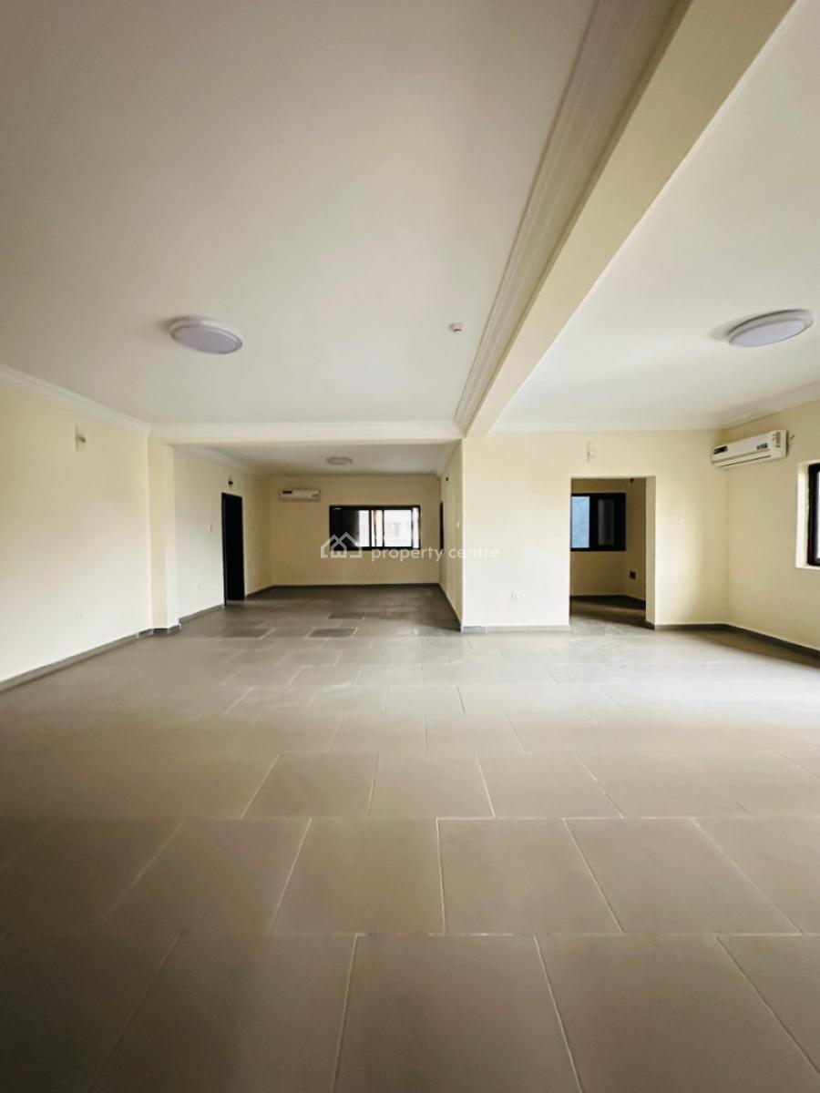 3bedroom Flat with Bq, Gym and Swimming Pool, Lekki Phase 1, Lekki, Lagos, Flat / Apartment for Rent