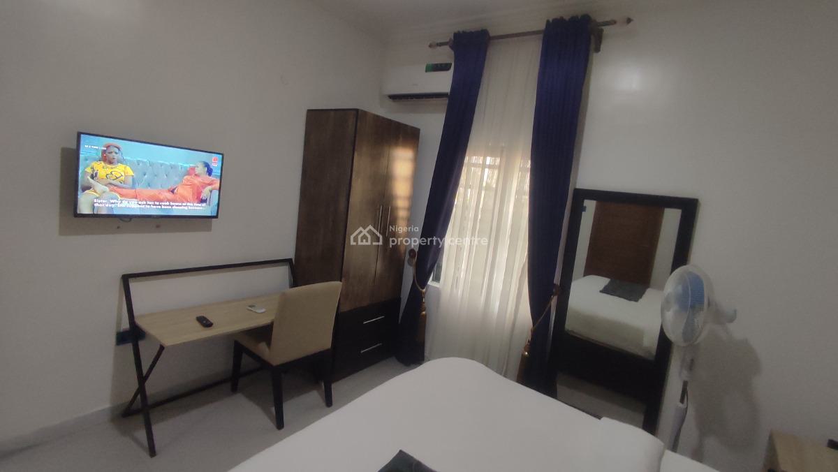 Luxury 2 Bedroom Apartment, Secured Location, Ibeju Lekki, Lagos, Flat / Apartment Short Let