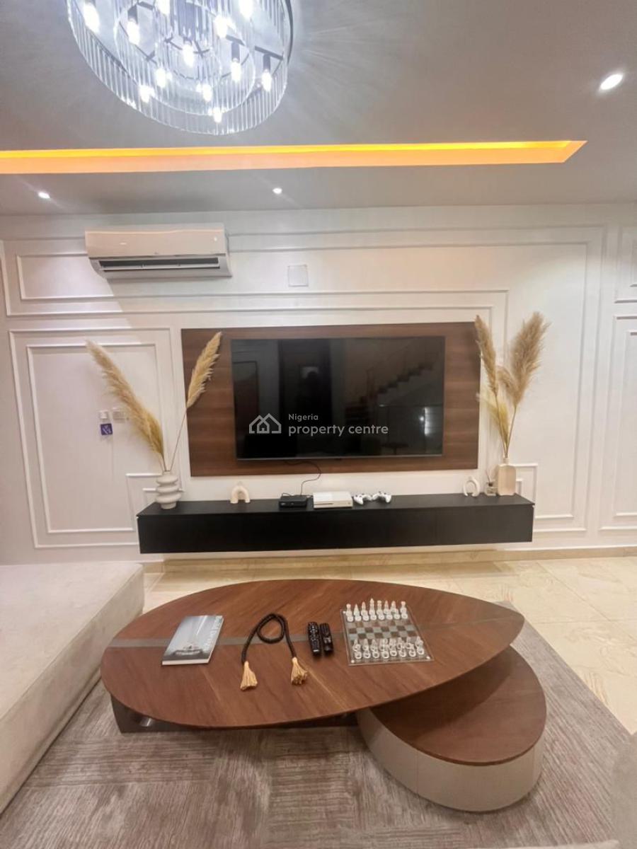 Luxury 4 Bedroom Apartment, Yemi Adetayo Street, Illasan Ikate Lekk, Lekki Phase 1, Lekki, Lagos, Flat / Apartment Short Let