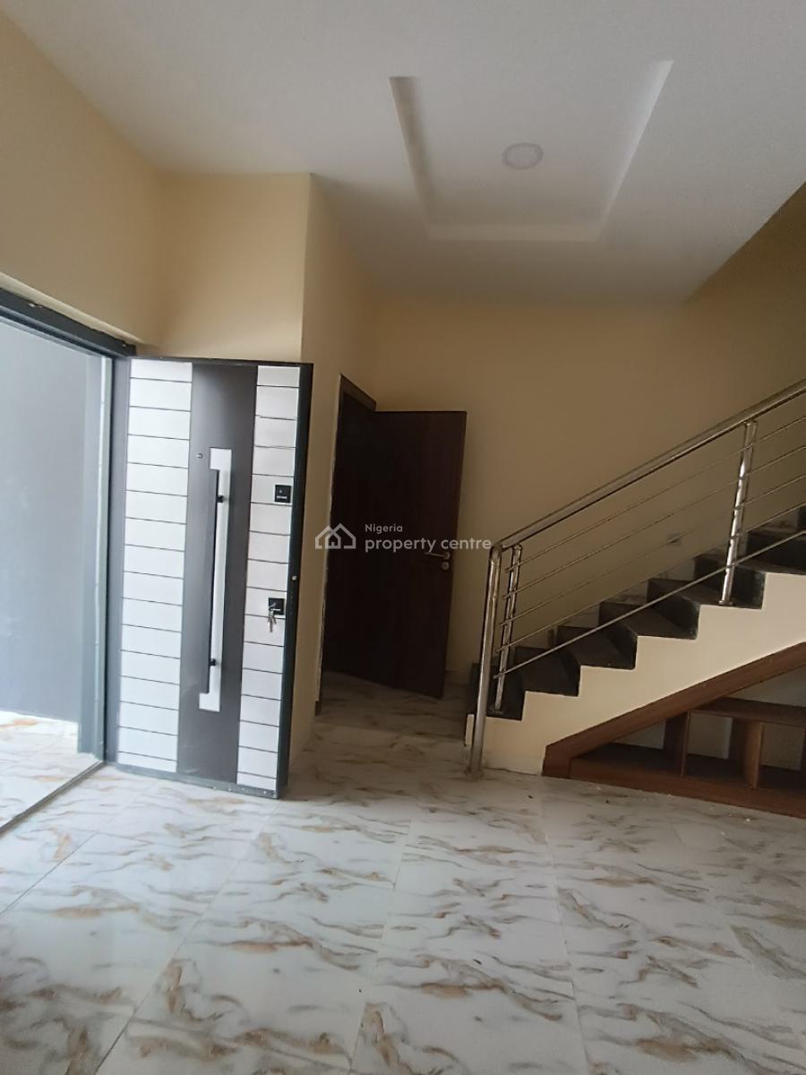 a Standard 3bedroom Duplex, Pepperoni Abraham Adesunya, Lekki Phase 2, Lekki, Lagos, Terraced Duplex for Rent