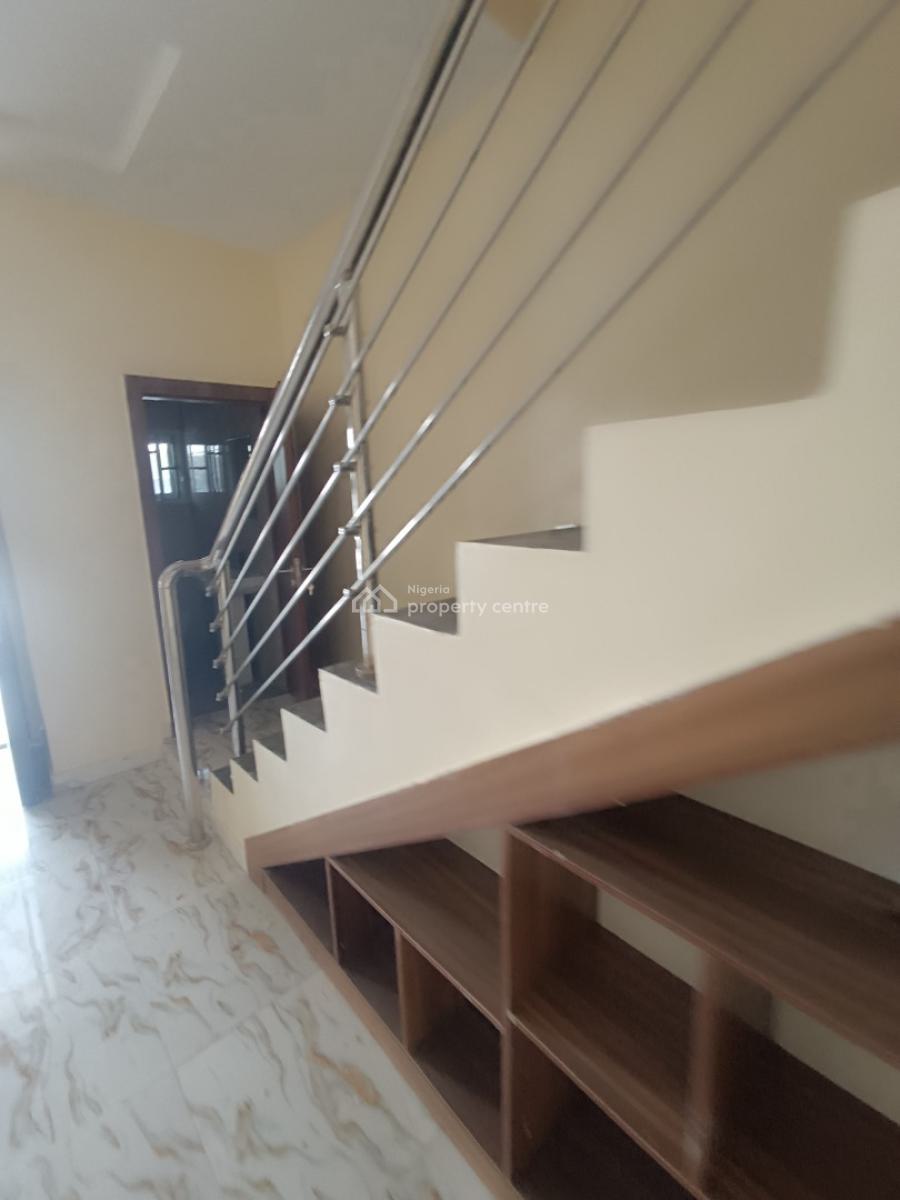a Standard 3bedroom Duplex, Pepperoni Abraham Adesunya, Lekki Phase 2, Lekki, Lagos, Terraced Duplex for Rent