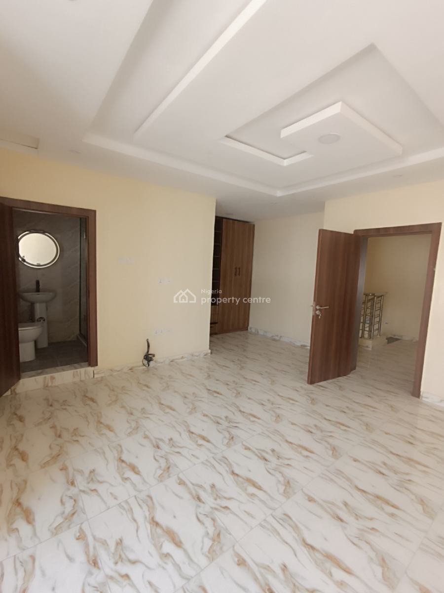 a Standard 3bedroom Duplex, Pepperoni Abraham Adesunya, Lekki Phase 2, Lekki, Lagos, Terraced Duplex for Rent
