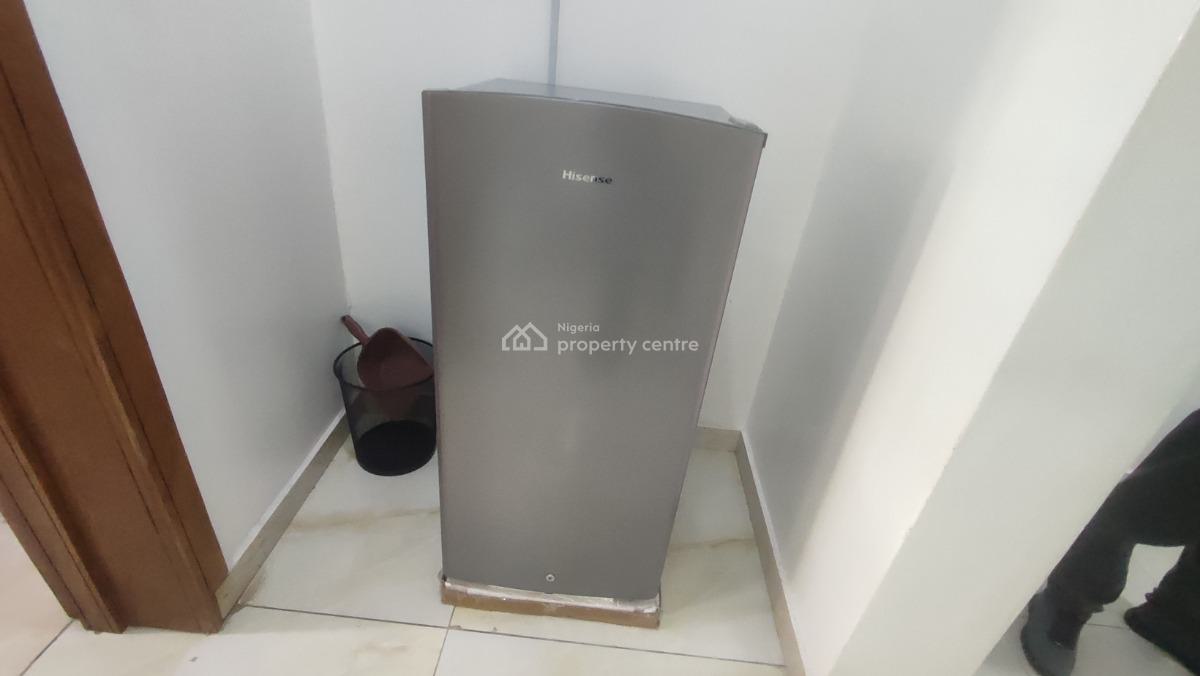 Exquisite One Bedroom Apartment, Secured Location, Ibeju Lekki, Lagos, Mini Flat (room and Parlour) Short Let