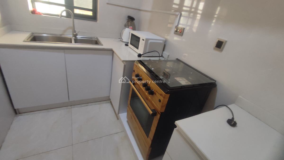 Exquisite One Bedroom Apartment, Secured Location, Ibeju Lekki, Lagos, Mini Flat (room and Parlour) Short Let