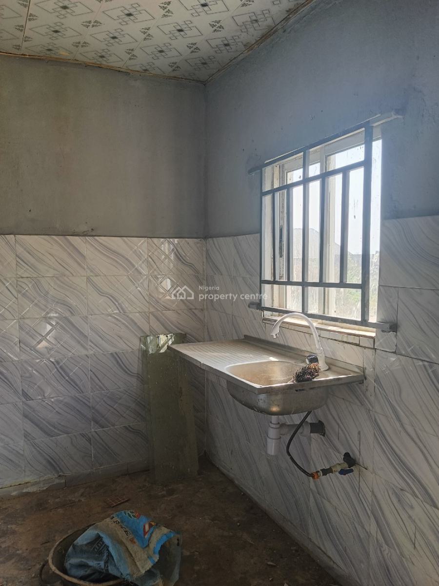 Standard 1 Bedroom Apartment in Kubwa, Guidna Opposite Nysc Junction Off Kubwa Express Way, Kubwa, Abuja, Mini Flat (room and Parlour) for Sale