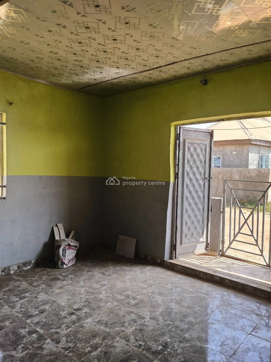 Standard 1 Bedroom Apartment in Kubwa, Guidna Opposite Nysc Junction Off Kubwa Express Way, Kubwa, Abuja, Mini Flat (room and Parlour) for Sale