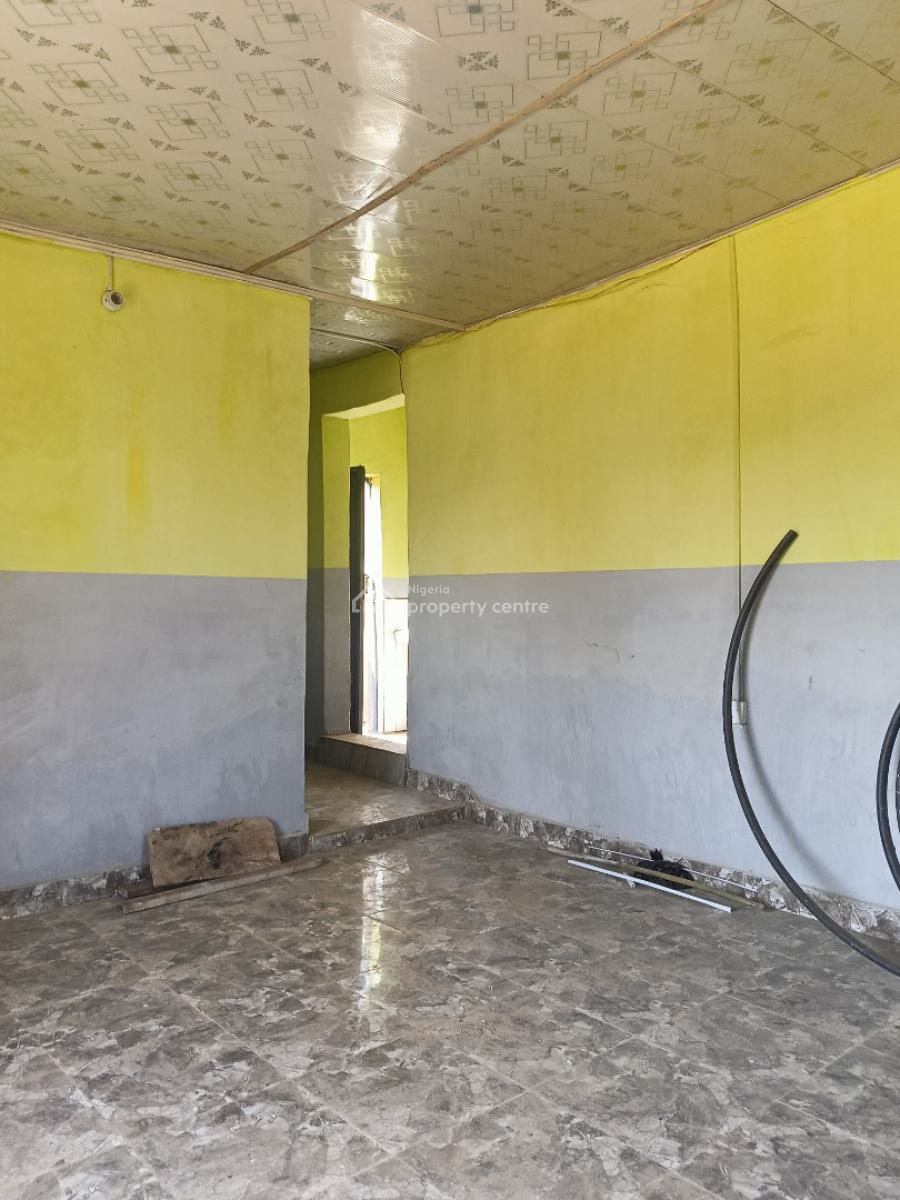 Standard 1 Bedroom Apartment in Kubwa, Guidna Opposite Nysc Junction Off Kubwa Express Way, Kubwa, Abuja, Mini Flat (room and Parlour) for Sale