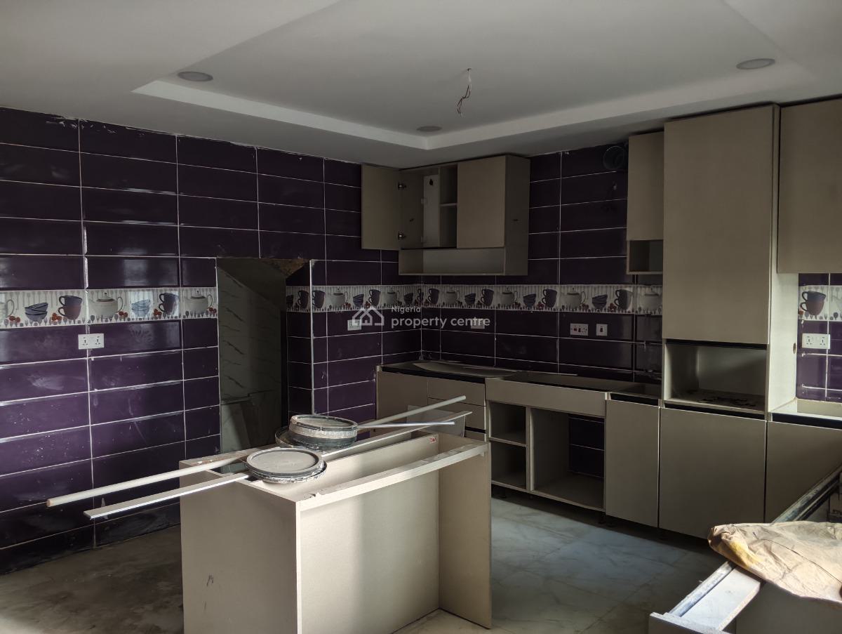 5 Bedrooms Semi-detached Duplex, Mahmood Halilu Street, Katampe, Abuja, Semi-detached Duplex for Sale