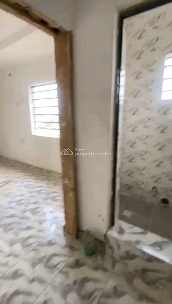 Newly Built Spacious 2bedrm Upflat, Aran Orin Street, Ifako, Gbagada, Lagos, Flat / Apartment for Rent