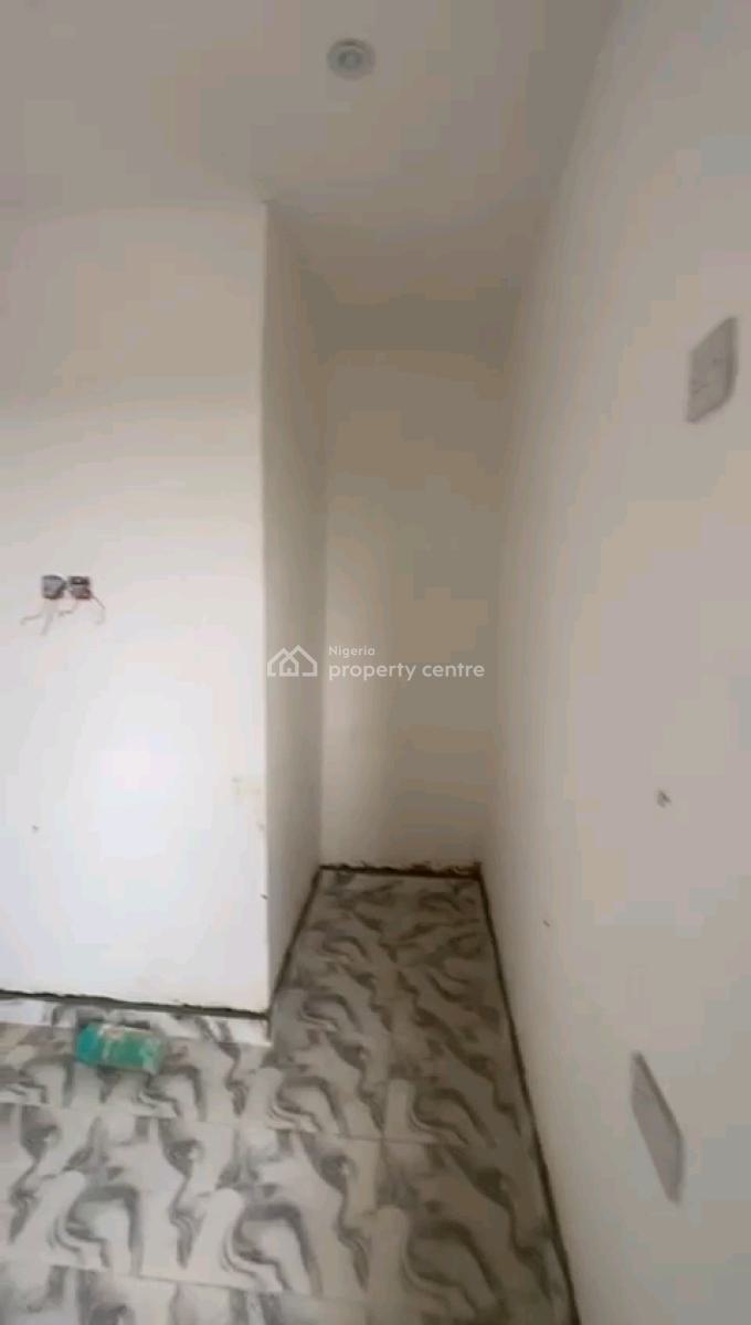 Newly Built Spacious 2bedrm Upflat, Aran Orin Street, Ifako, Gbagada, Lagos, Flat / Apartment for Rent