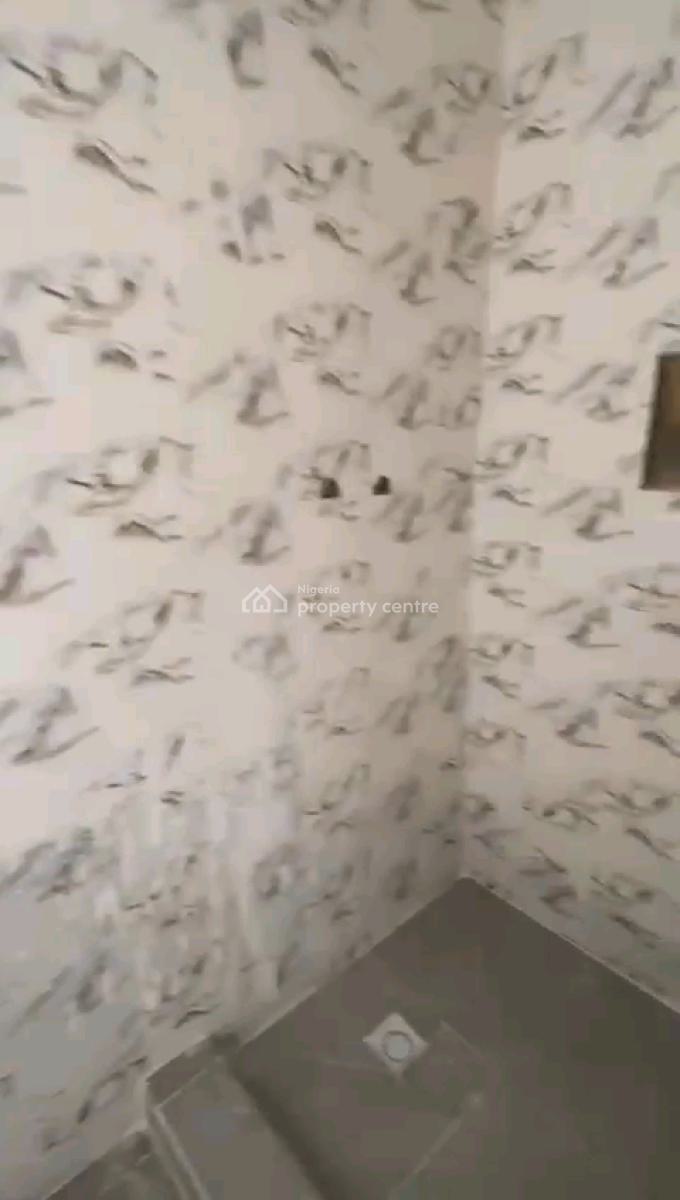 Newly Built Spacious 2bedrm Upflat, Aran Orin Street, Ifako, Gbagada, Lagos, Flat / Apartment for Rent