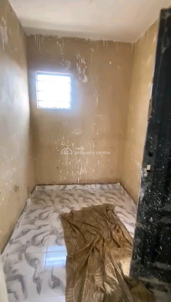 Newly Built Spacious 2bedrm Upflat, Aran Orin Street, Ifako, Gbagada, Lagos, Flat / Apartment for Rent