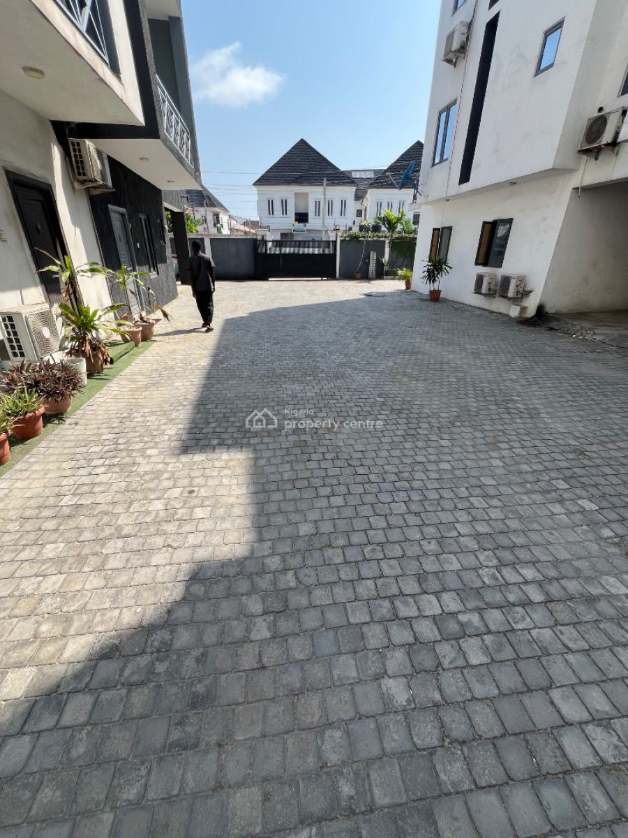 Fully-serviced Miniflat with Constant Nepa and Diesel Electricity, Osapa, Lekki, Lagos, Mini Flat (room and Parlour) for Rent