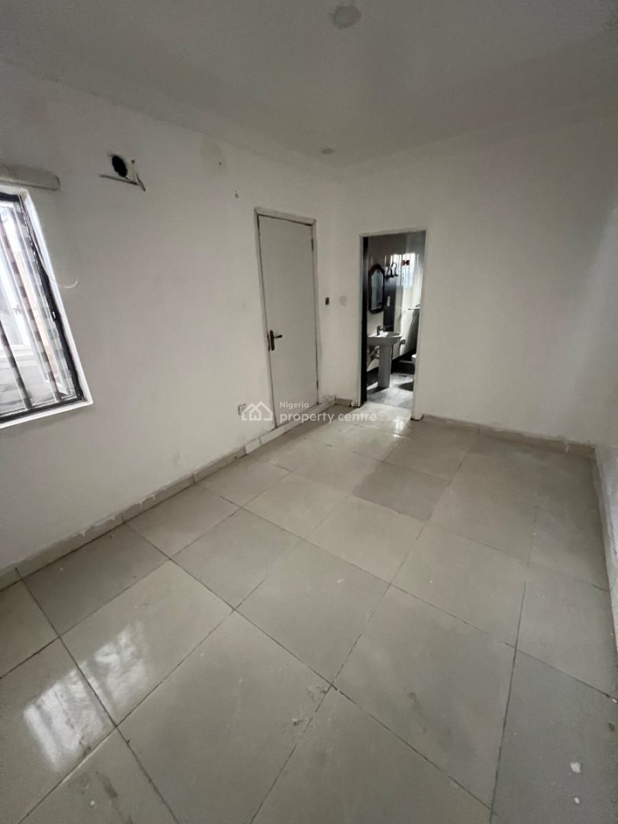 Fully-serviced Miniflat with Constant Nepa and Diesel Electricity, Osapa, Lekki, Lagos, Mini Flat (room and Parlour) for Rent
